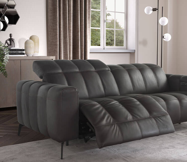 Natuzzi Editions - C142 sofa